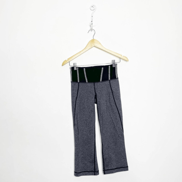 Lululemon Tadasana Slit Crop Heathered Black Y2k Low rise luon womens US 4 - Picture 1 of 7